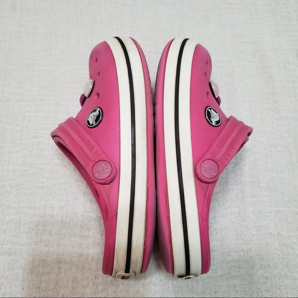 CROCS very good